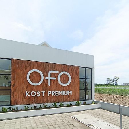 Ofo Kost Premium Kampung Inggris Pare Syariah Mitra Reddoorz Hotel Bagian luar foto