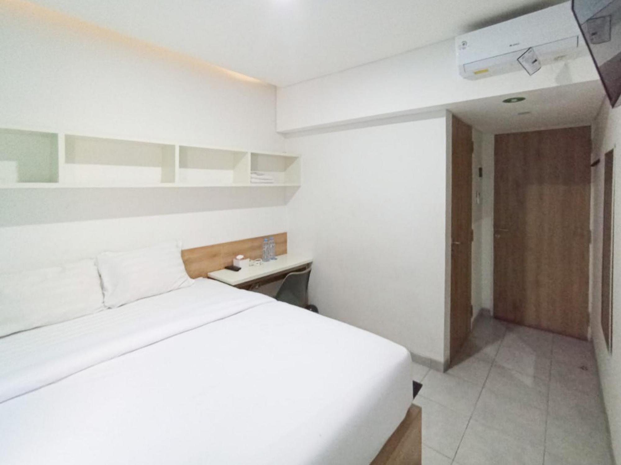 Ofo Kost Premium Kampung Inggris Pare Syariah Mitra Reddoorz Hotel Bagian luar foto